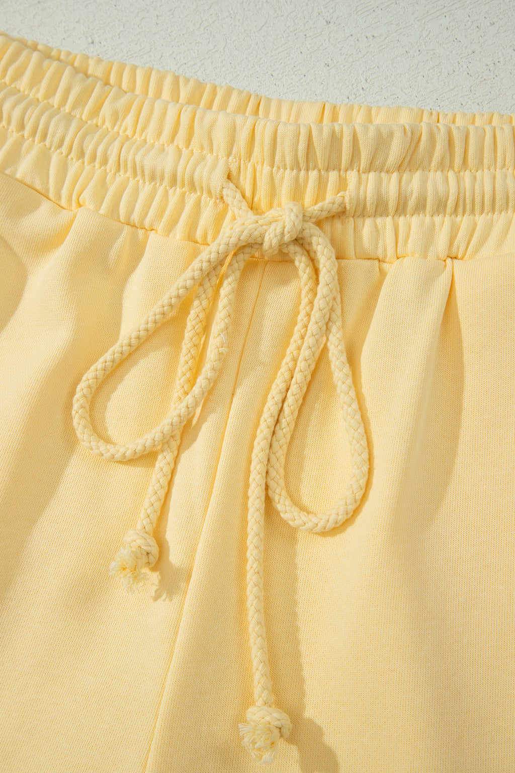 Yellow  Eyelet Lace Patchwork Sleeve Short 2pcs Outfit