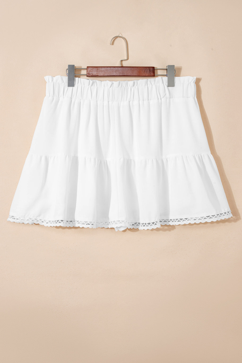Black Plus Size Frilled Elastic Waist Lace Trim Boho Ruffled Shorts