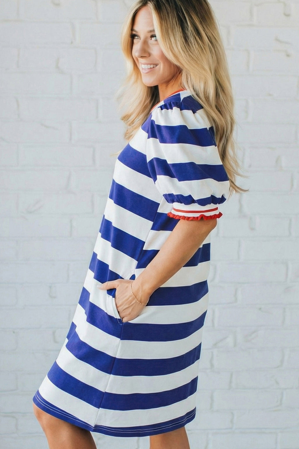 Red Stripe Contrast Trim Round Neck Short Puff Sleeve Shift Mini Dress
